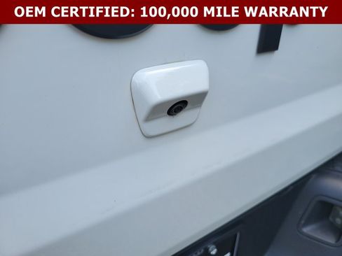 Used 2023 Jeep Gladiator Sport AWD/4WD image 12