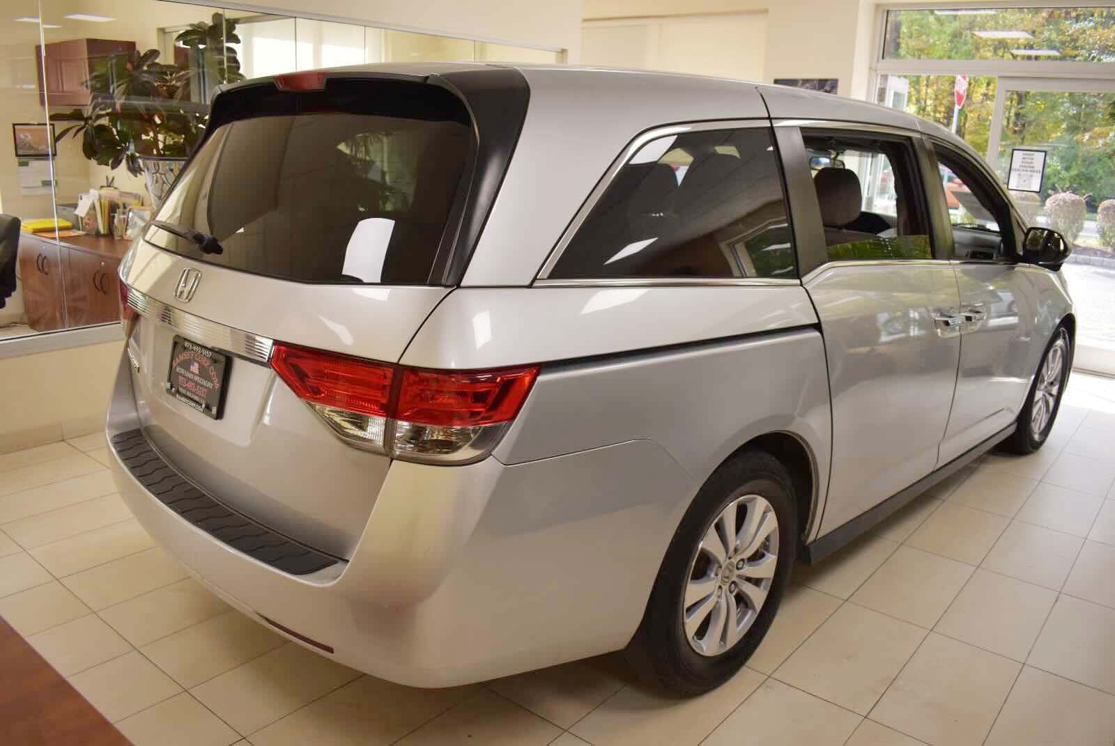 Used 2015 Honda Odyssey EX image 4