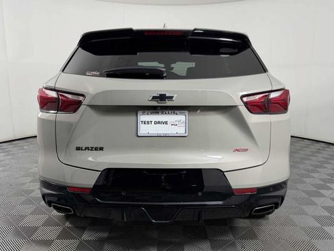 Used 2021 Chevrolet Blazer RS w/ Enhanced Convenience Package FWD image 5