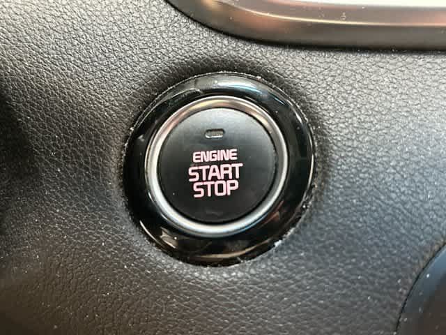 Used 2016 Kia Sorento SX AWD/4WD image 11