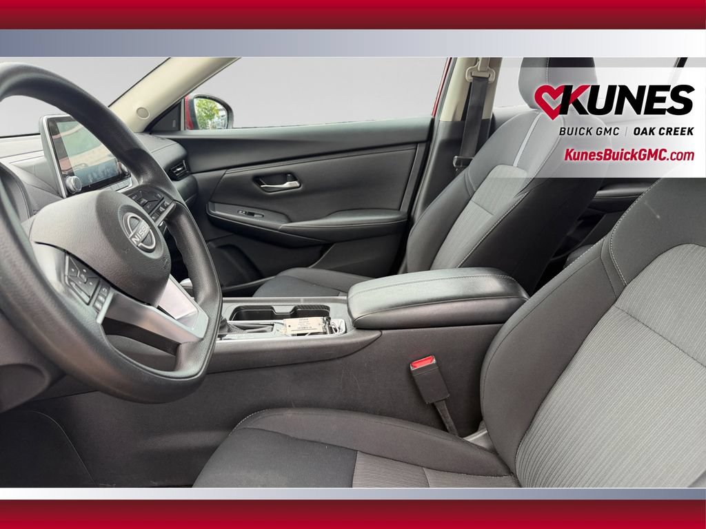 Used 2024 Nissan Sentra SV FWD image 22