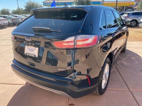 Certified 2023 Ford Edge SEL image 9