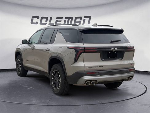 New 2026 Chevrolet Traverse Z71 w/ Driver Confidence Package image 3