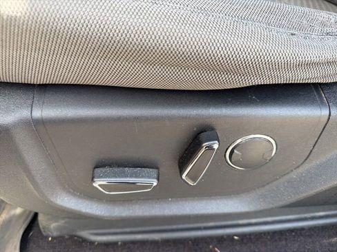 Used 2017 Ford F150 XLT w/ Equipment Group 302A Luxury image 18