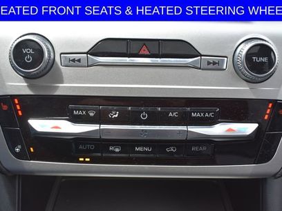Used 2022 Ford Explorer XLT w/ Equipment Group 202A