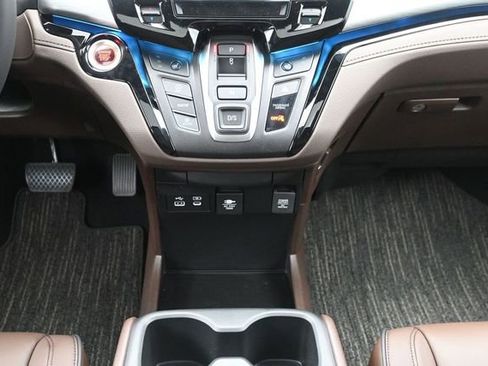 New 2026 Honda Odyssey Touring image 25