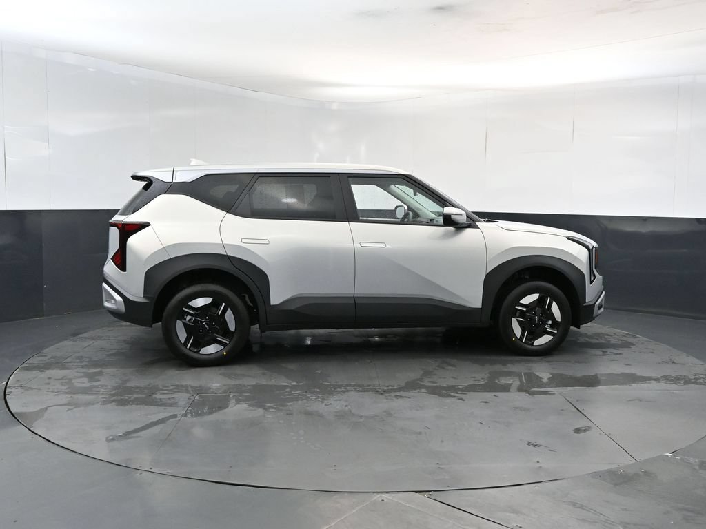 Used 2027 Kia Seltos LX AWD/4WD image 6