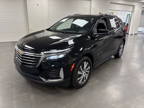 Used 2023 Chevrolet Equinox Premier w/ LPO, Cargo Package FWD image 3