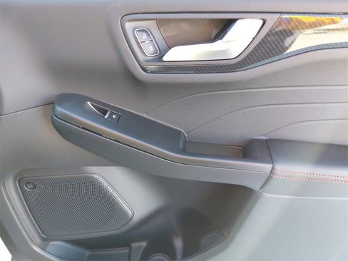 New 2026 Ford Escape ST-Line Select w/ Tech Pack #2 image 18