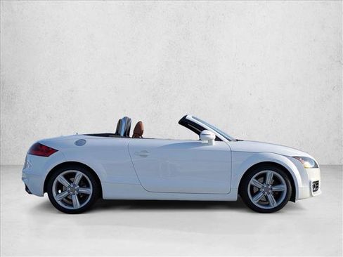 Used 2013 Audi TT 2.0T Prestige w/ Prestige Pkg image 4