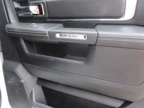 Used 2016 RAM 2500 Laramie w/ Convenience Group AWD/4WD image 15