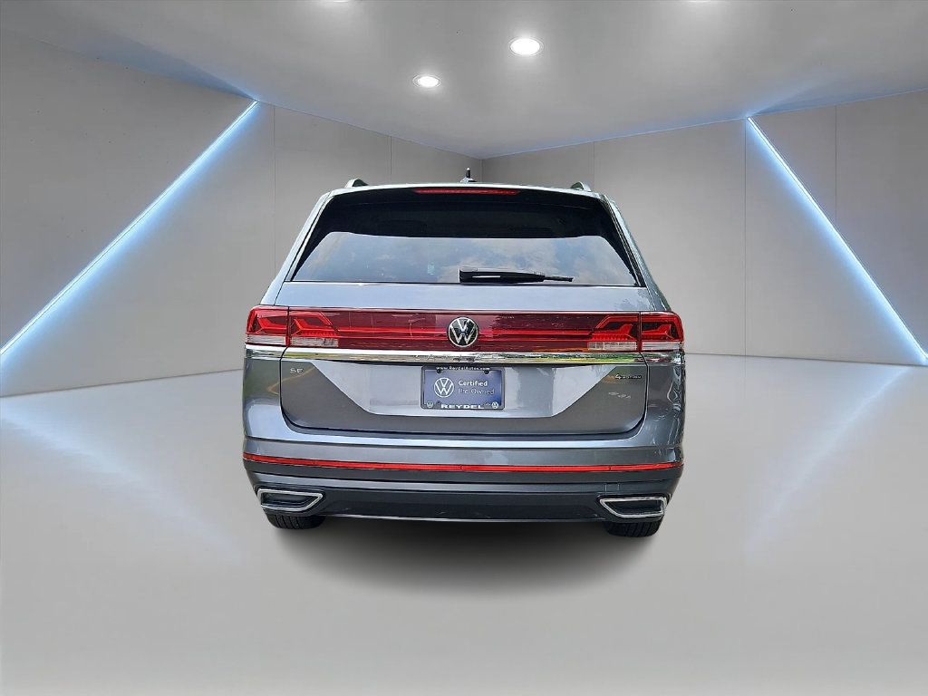 Certified 2025 Volkswagen Atlas SE AWD/4WD image 5