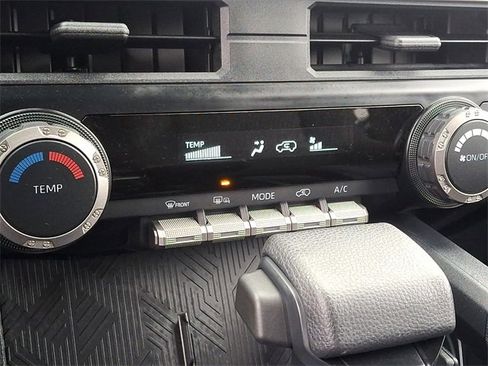 Used 2025 Toyota 4Runner SR5 image 15