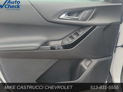 Used 2025 Chevrolet Equinox LT w/ Convenience Package II FWD image 22