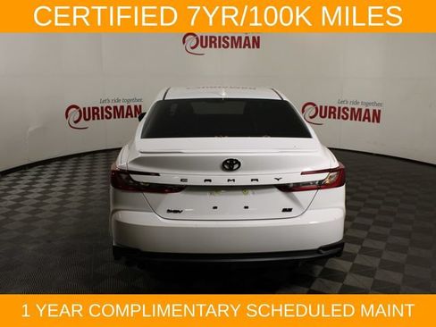 Used 2025 Toyota Camry SE FWD image 6