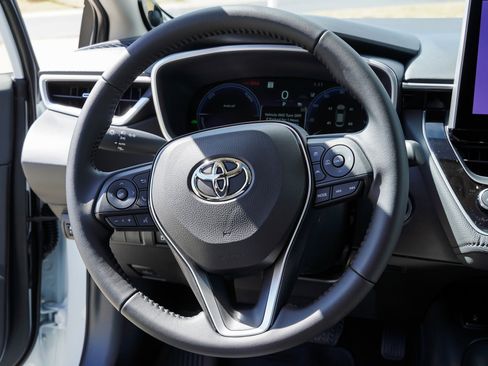New 2026 Toyota Corolla XLE image 32