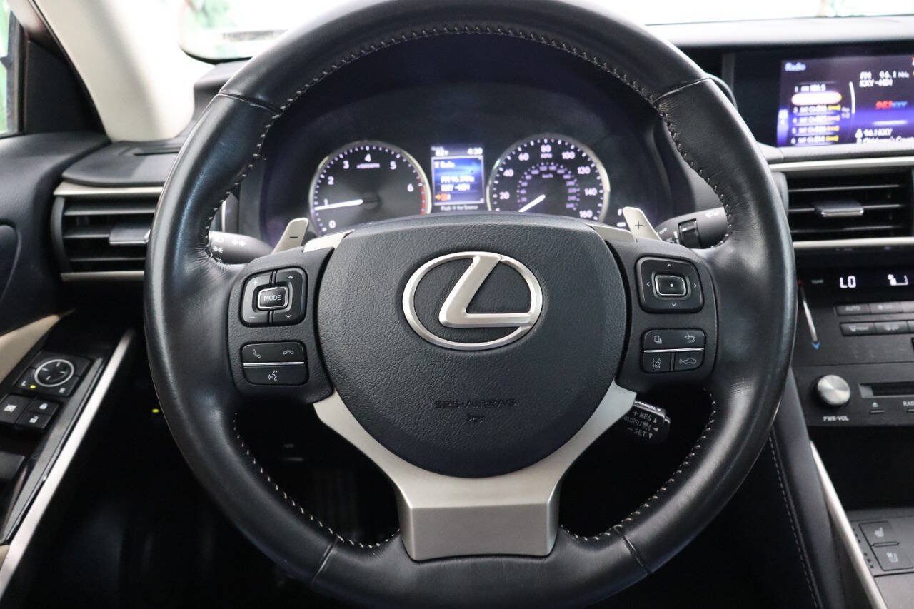 Used 2017 Lexus IS 200t w/ Premium Package RWD image 16