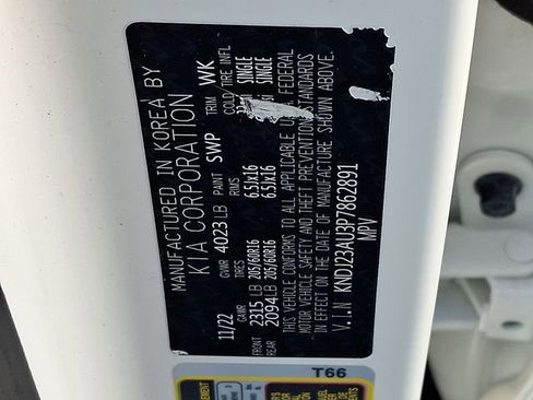 Certified 2023 Kia Soul LX w/ Option Group 015 image 28