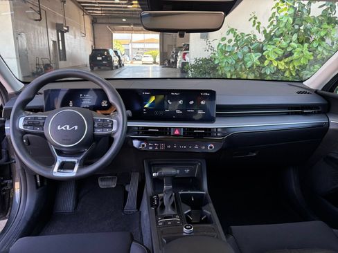 Used 2025 Kia K5 LXS FWD image 33