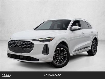 Certified 2025 Audi Q5 Premium w/ Convenience Package