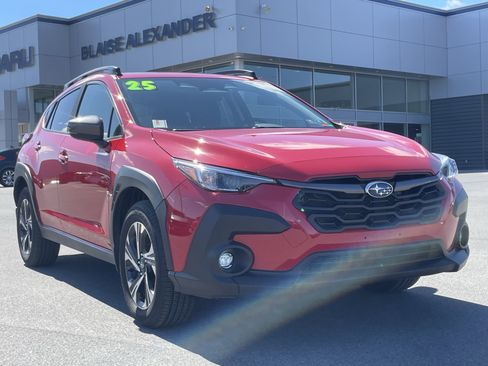 Certified 2025 Subaru Crosstrek 2.0i Premium image 1