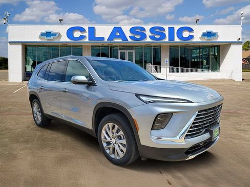 Certified 2025 Buick Enclave Preferred FWD image 1