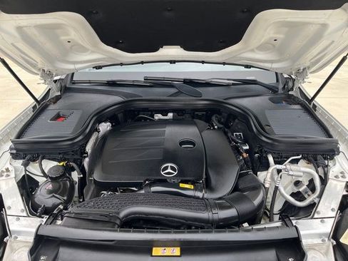 Used 2021 Mercedes-Benz GLC 300 4MATIC Coupe image 23