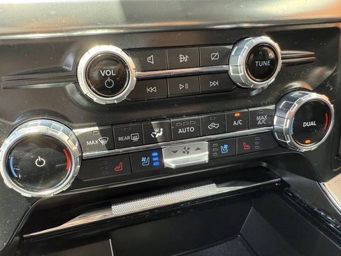 Used 2022 Ford F150 Lariat AWD/4WD image 20