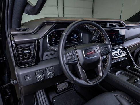 Used 2026 GMC Sierra 2500 AT4 AWD/4WD image 21