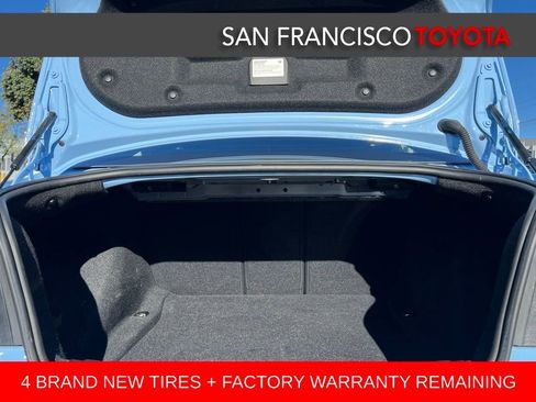 Used 2024 BMW M2 w/ Lighting Package image 40