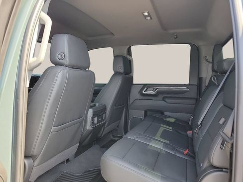 Used 2026 Chevrolet Silverado 3500 LTZ w/ LTZ Texas Edition AWD/4WD image 9