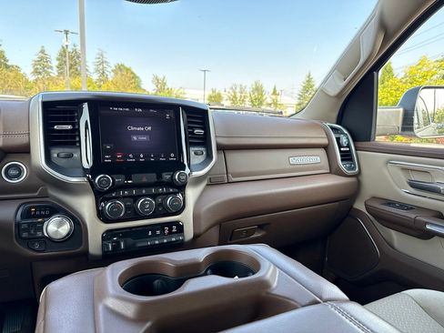 Used 2021 RAM 1500 Laramie AWD/4WD image 25