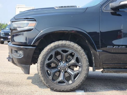 Used 2020 RAM 1500 Limited w/ Black Appearance Package AWD/4WD image 6