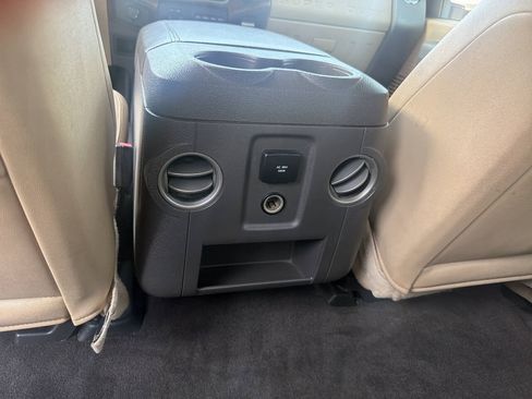 Used 2011 Ford F350 Lariat w/ Lariat Interior Pkg AWD/4WD image 18