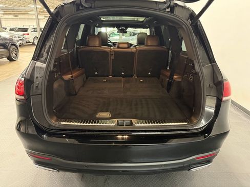 Used 2022 Mercedes-Benz GLS 450 4MATIC image 17