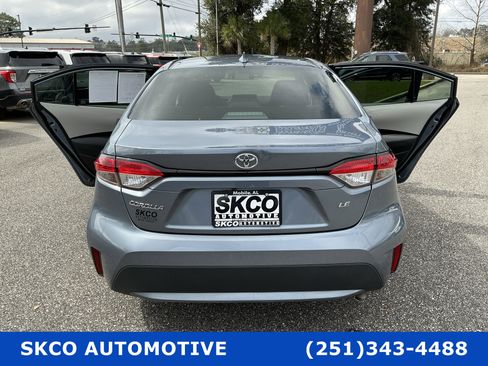 Used 2022 Toyota Corolla LE image 32