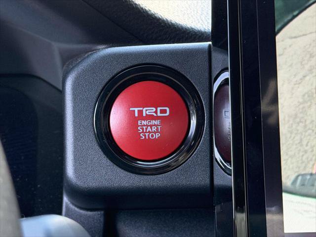 Used 2026 Toyota 4Runner TRD Off-Road Premium AWD/4WD image 32