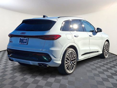New 2025 Audi SQ5 Premium Plus image 6