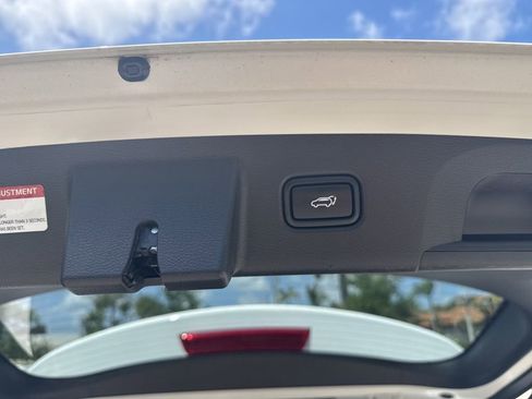 Used 2021 Kia Telluride EX w/ EX Premium Package image 17