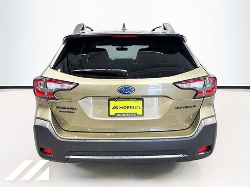 Used 2025 Subaru Outback Onyx Edition AWD/4WD image 6