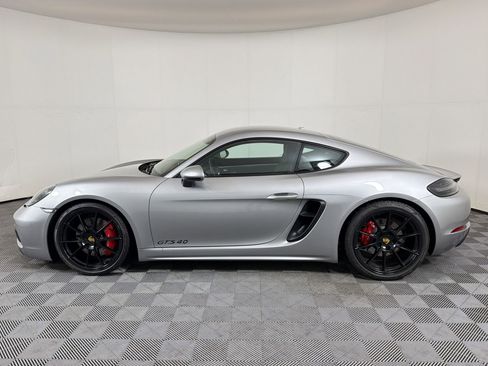 Certified 2025 Porsche 718 Cayman GTS RWD image 2