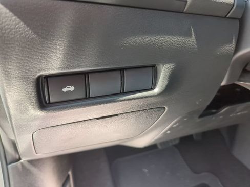 New 2026 Nissan Sentra SV w/ Floor Mat Package FWD image 14