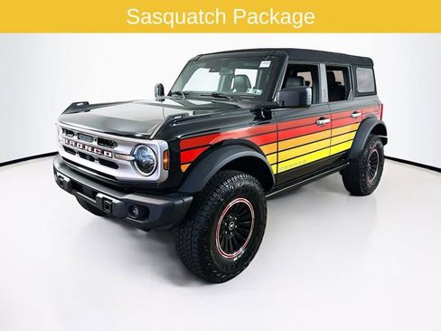 Certified 2025 Ford Bronco Big Bend w/ Black Diamond Package AWD/4WD image 3