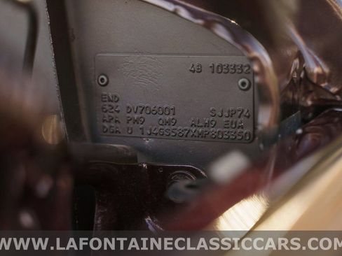 Used 1991 Jeep Grand Wagoneer image 57