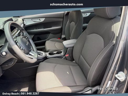 Used 2024 Kia Forte LXS w/ LXS Technology Package FWD image 10
