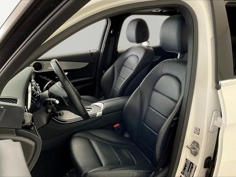 Certified 2019 Mercedes-Benz GLC 300 4MATIC image 21