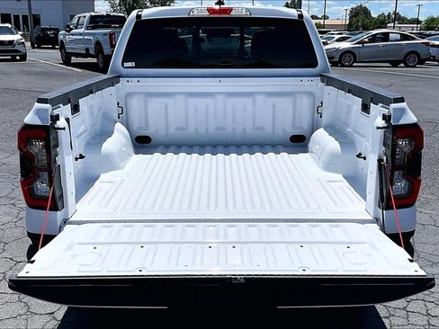 Used 2025 Ford Ranger XLT AWD/4WD image 19