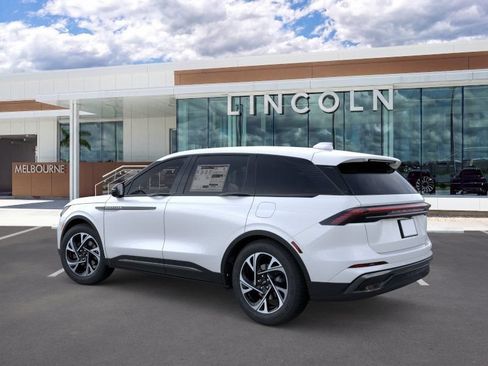 New 2026 Lincoln Nautilus Premier w/ Jet Appearance Package AWD/4WD image 4