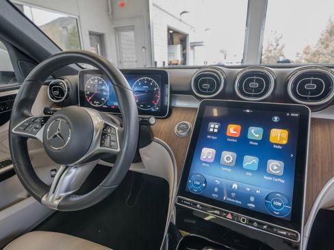 Certified 2025 Mercedes-Benz C 300 4MATIC Sedan image 19