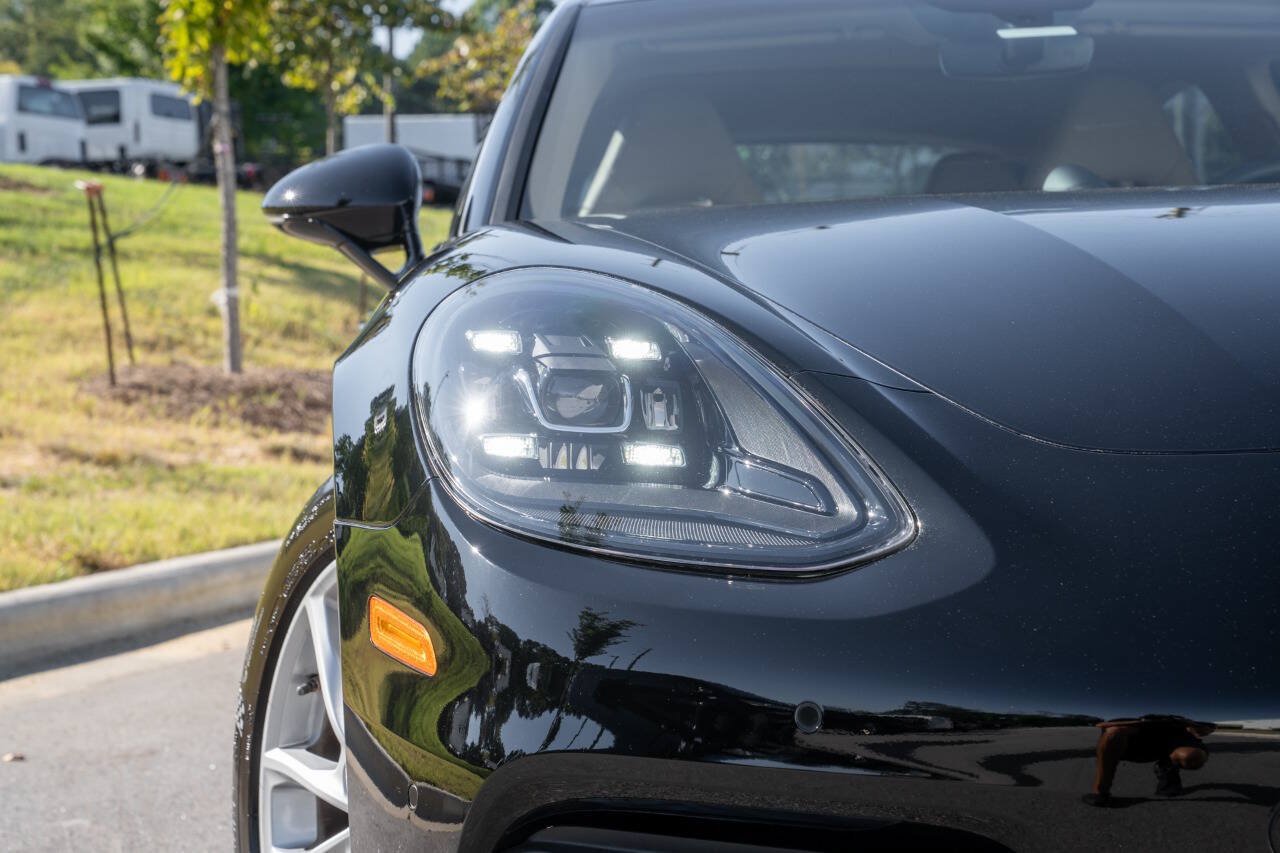 Used 2018 Porsche Panamera 4S AWD/4WD image 18